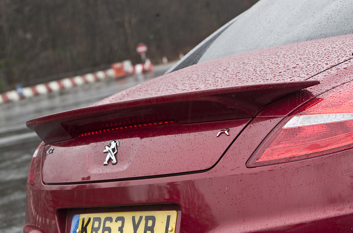 Peugeot RCZ R rear spoiler