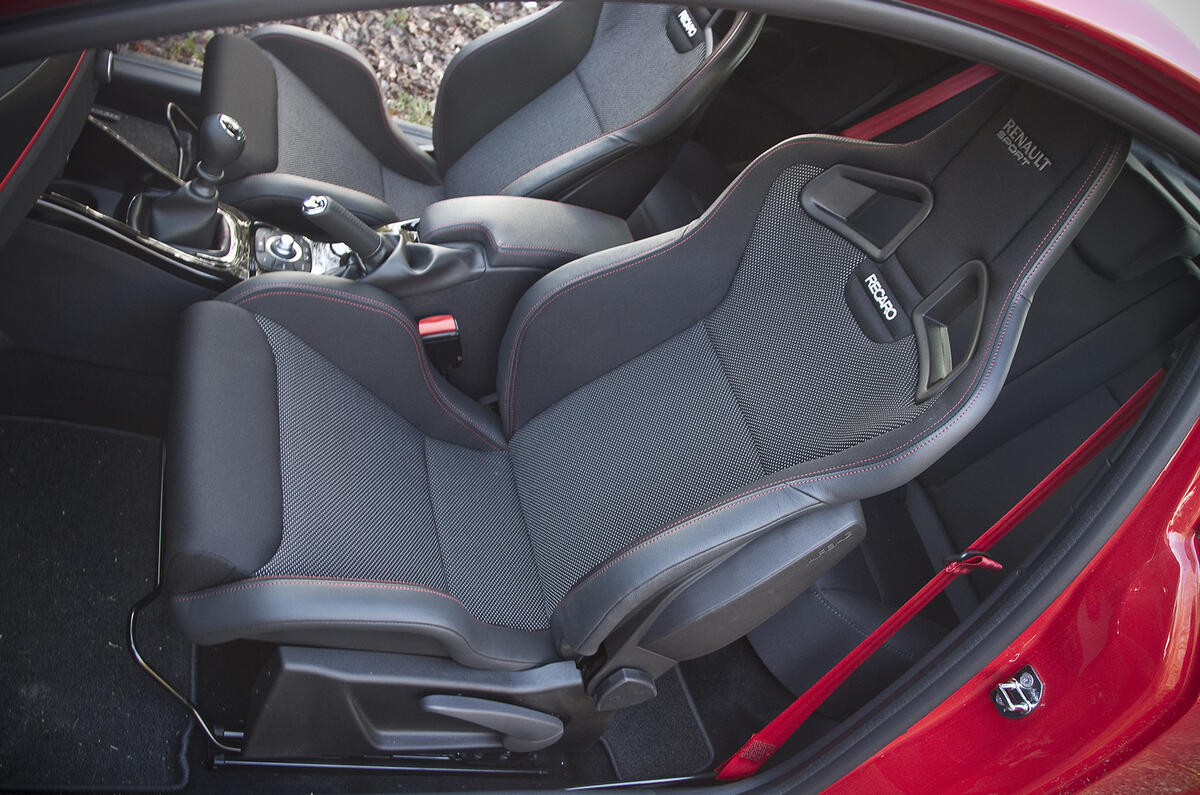 Renault Megane RS sport seats