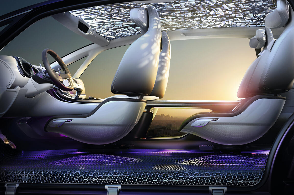 no title Renault Initiale Paris concept shown