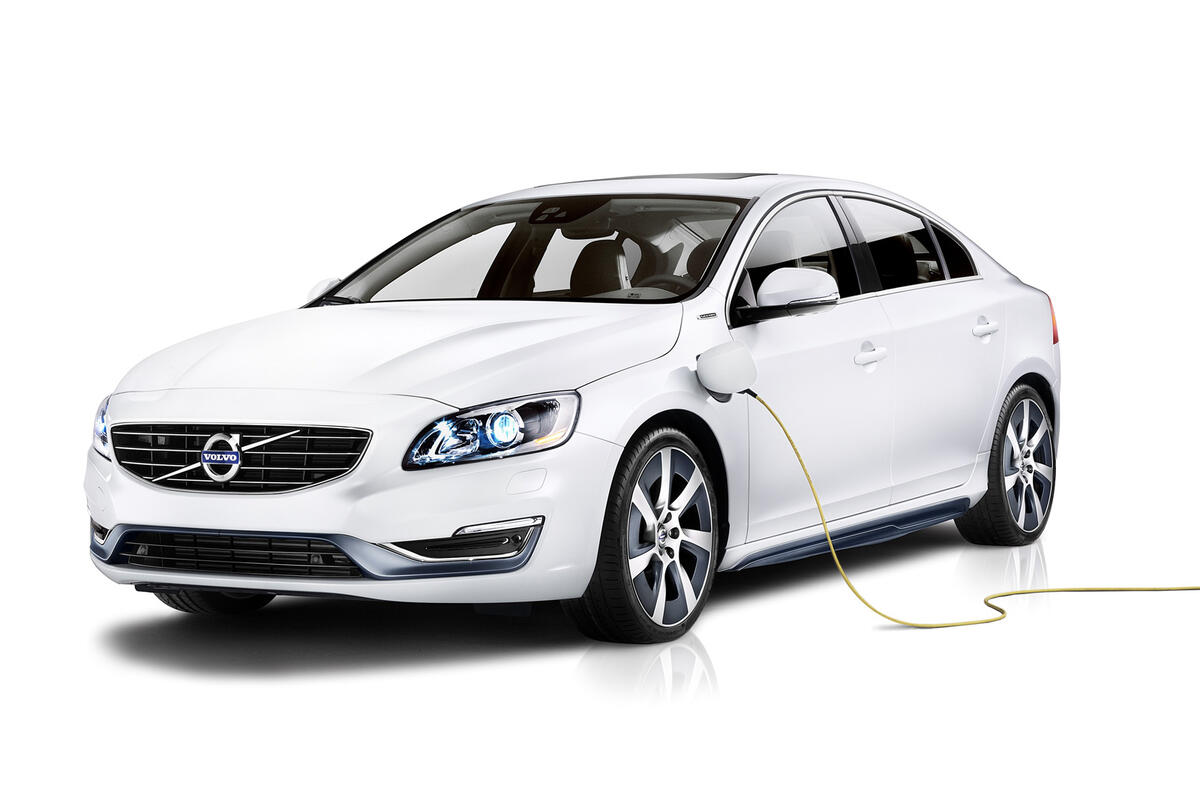 no title Volvo S60L plug-in Hybrid gets Beijing debut