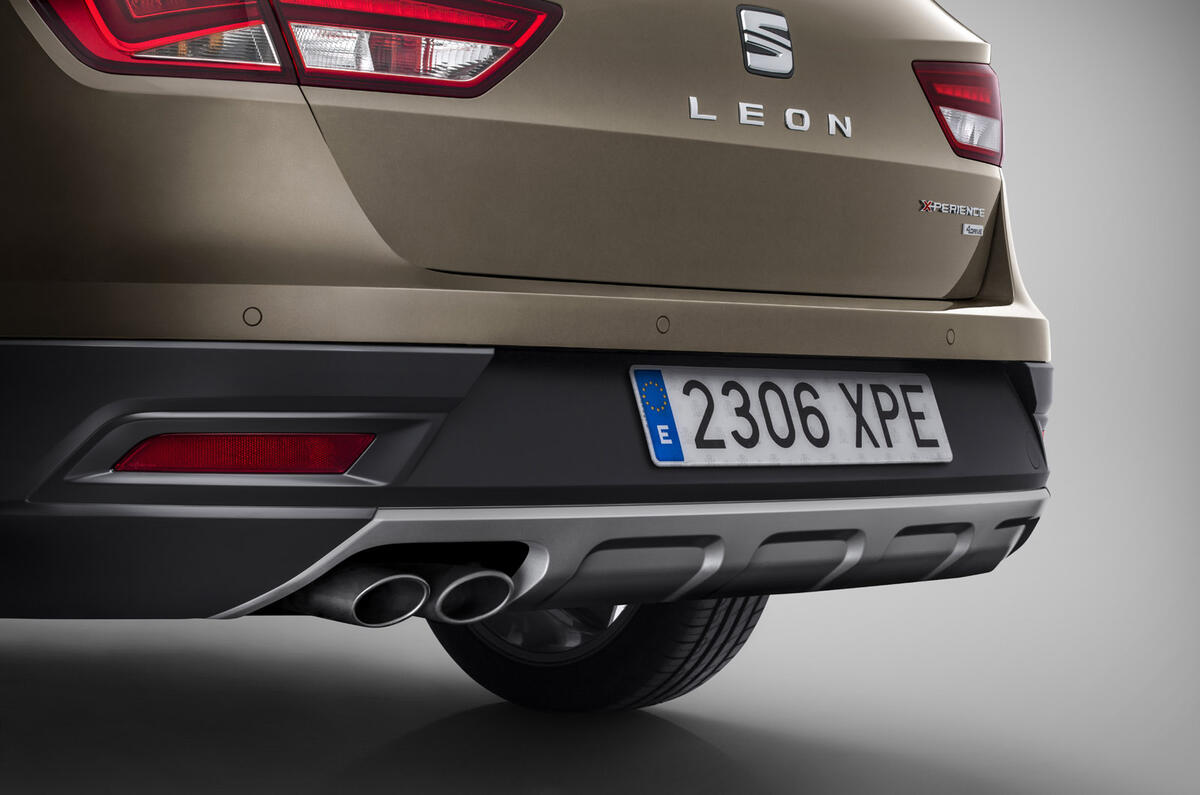 no title Seat reveals new Leon ST-based crossover