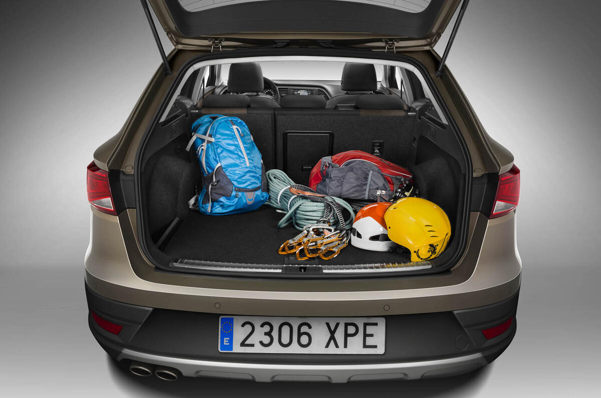 no title Seat reveals new Leon ST-based crossover