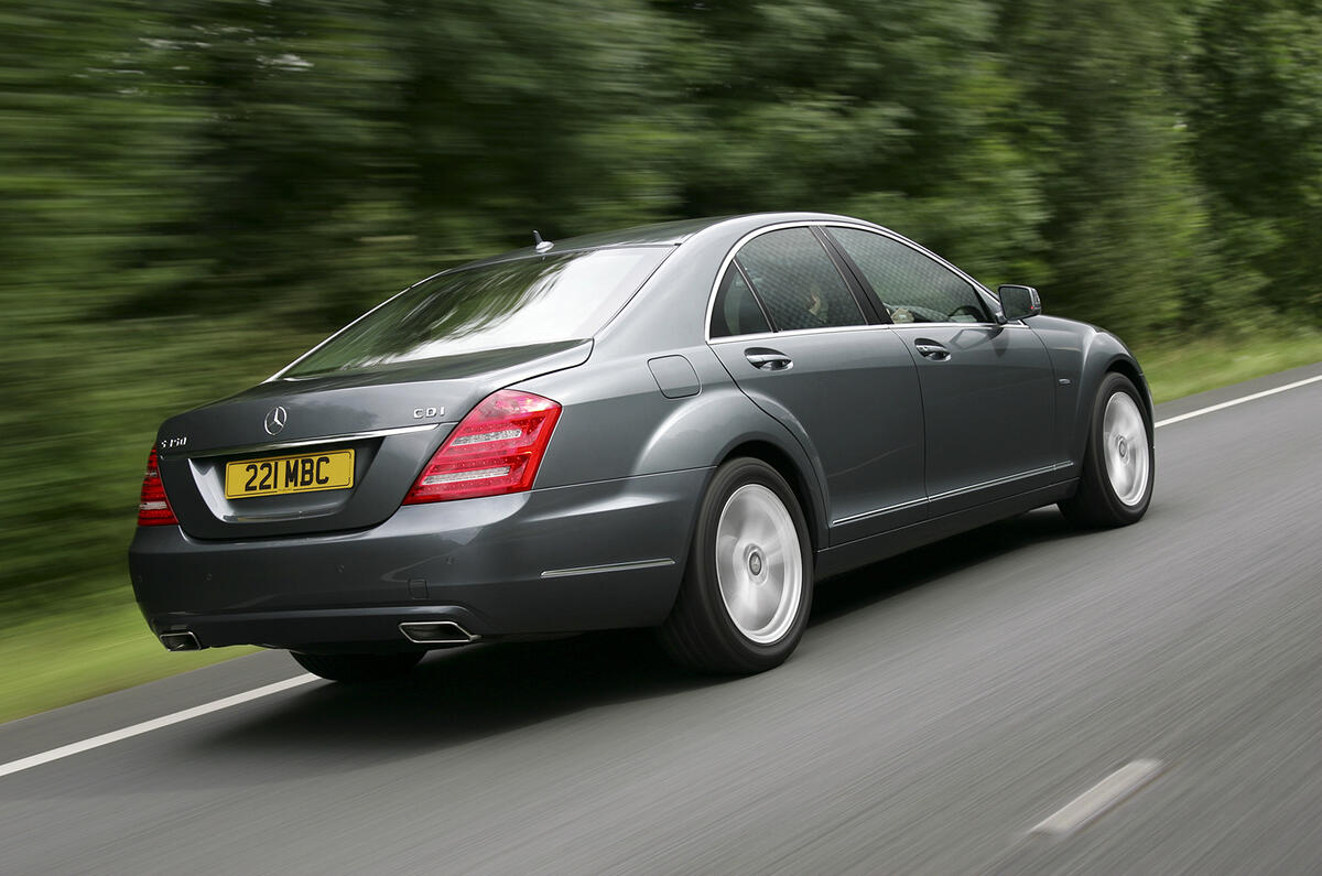 no title History of the Mercedes S-class - picture special