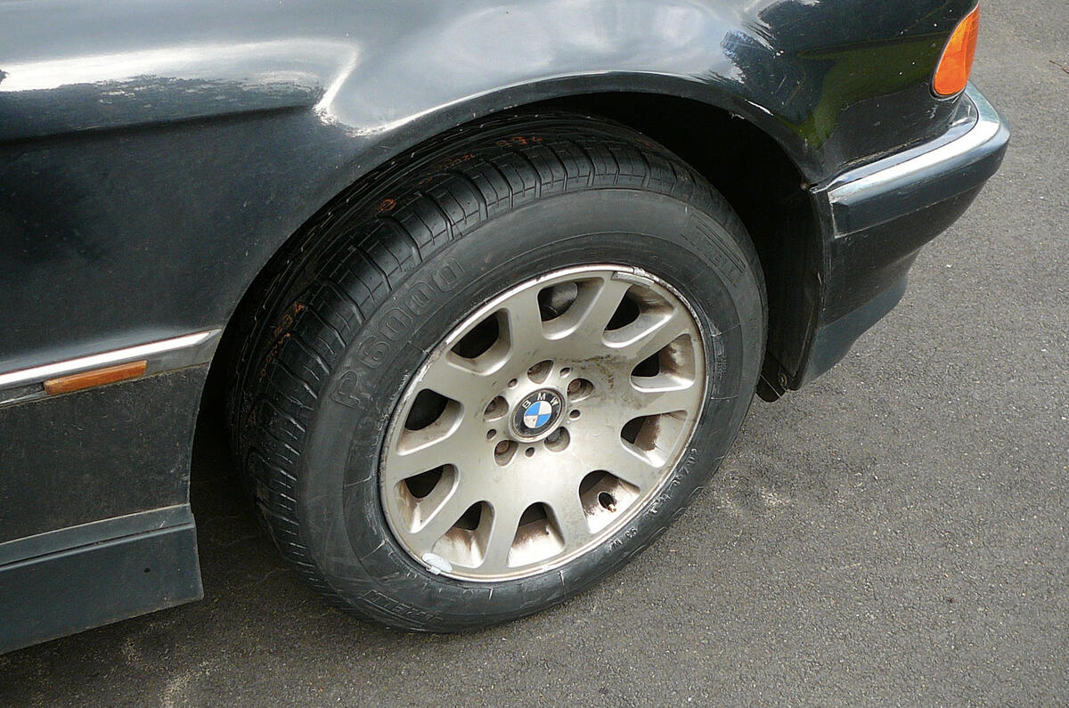 I take my hat off to the fast-fit fixers