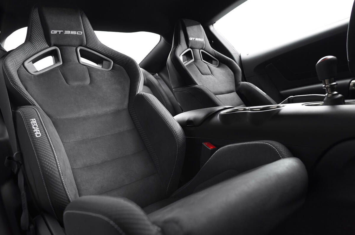 no title Ford unleashes extreme Shelby GT350 Mustang
