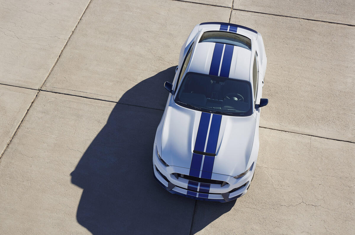 no title Ford unleashes extreme Shelby GT350 Mustang