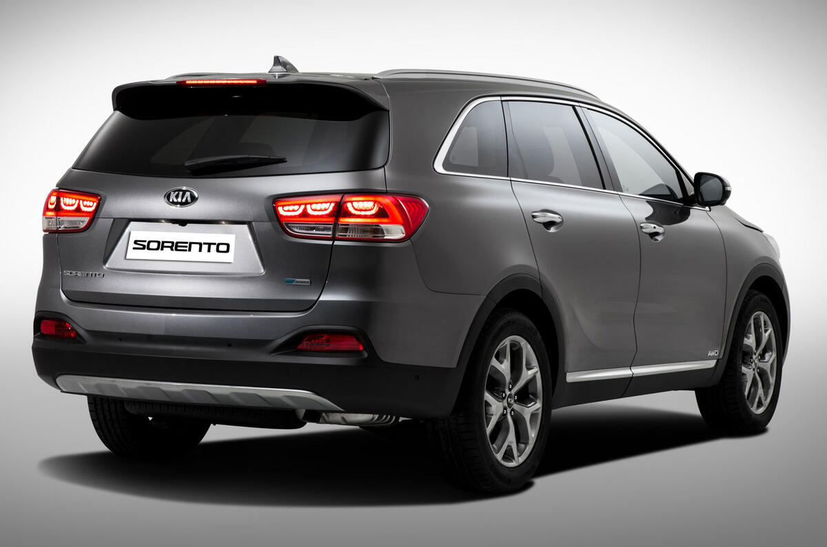 Third-generation Kia Sorento revealed