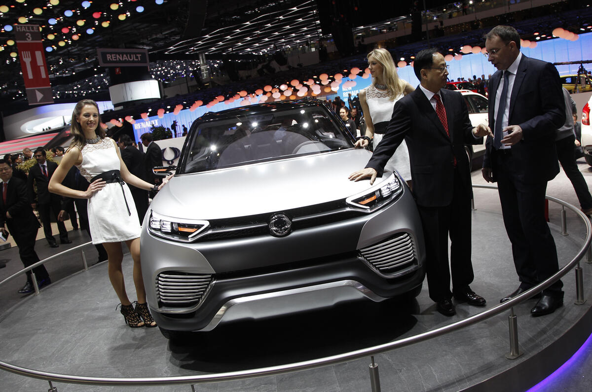 SsangYong XLV previews new small SUV