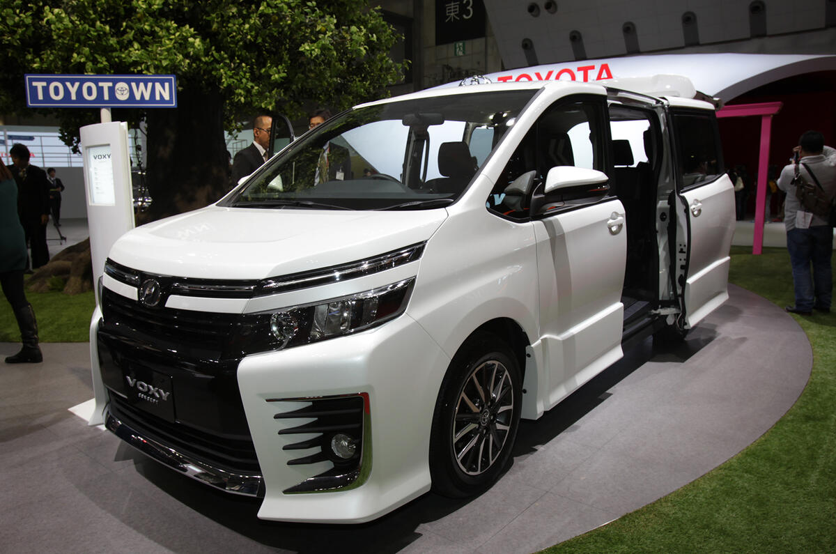 Toyota shows five-strong Tokyo motor show concept lineup