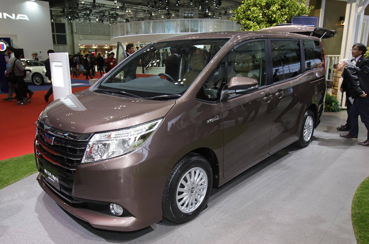 Toyota shows five-strong Tokyo motor show concept lineup