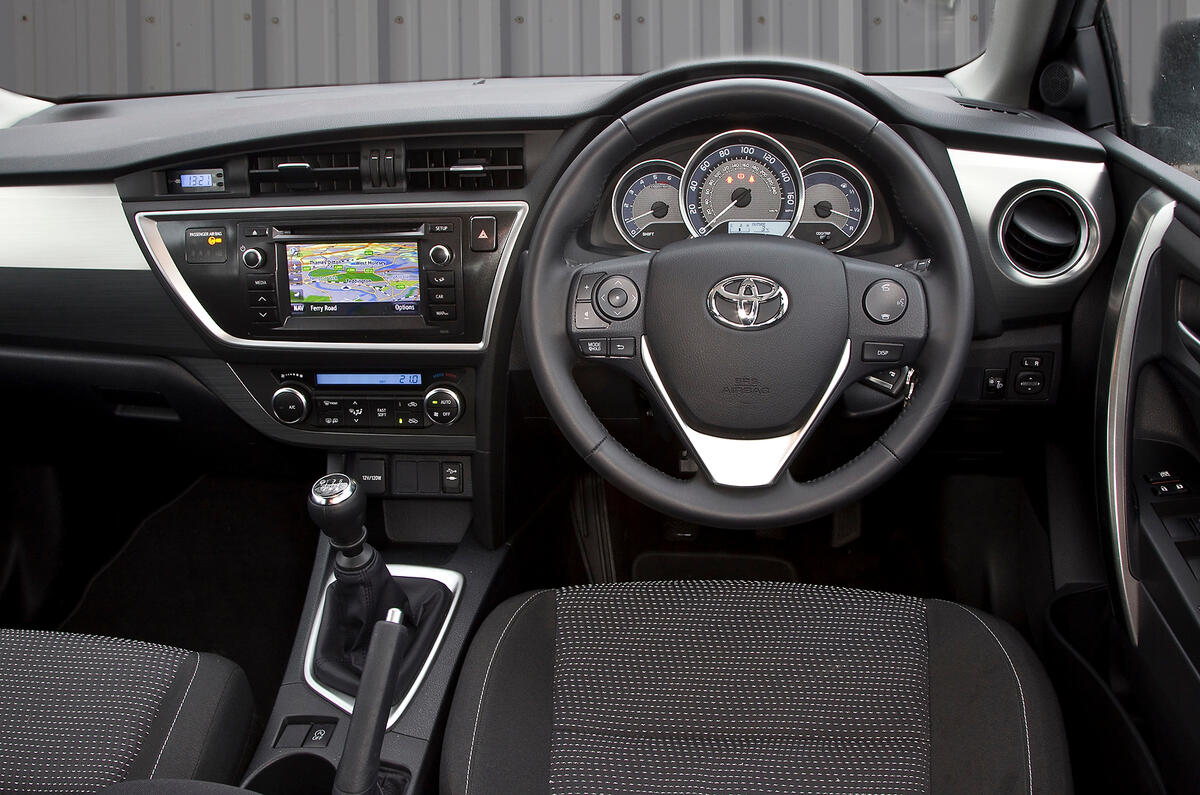 Toyota Auris Icon 1.4D4D first drive review review | Autocar