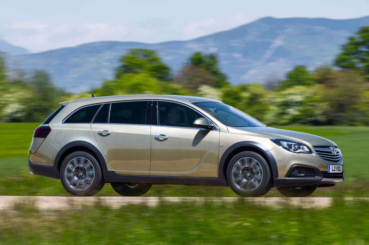 no title Vauxhall Insignia Country Tourer revealed