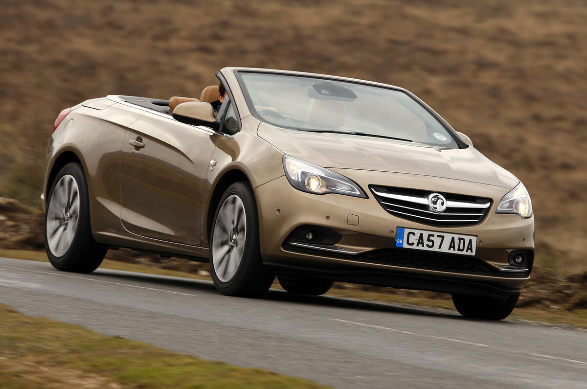 Vauxhall Cascada front quarter