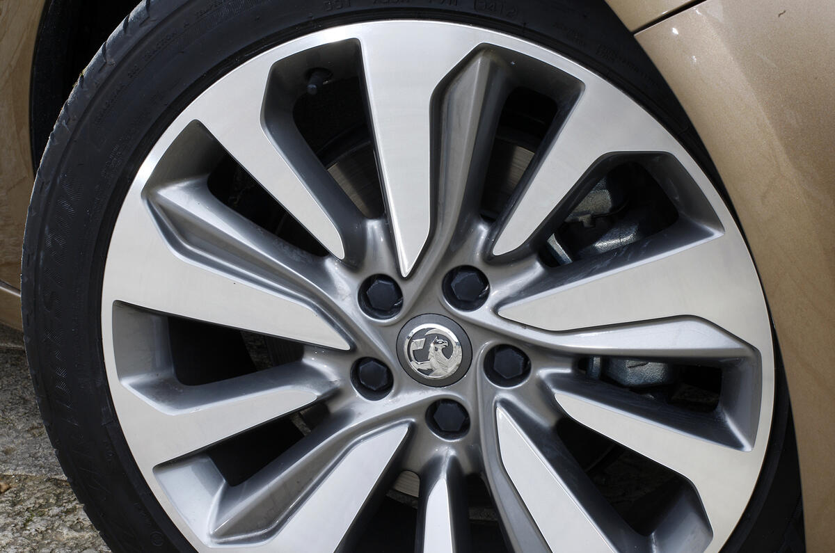 Vauxhall Cascada alloy wheels