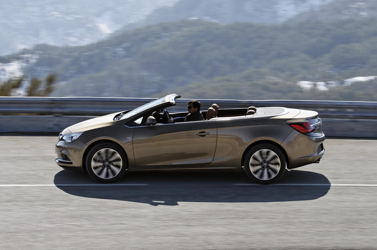 Vauxhall Cascada roof down