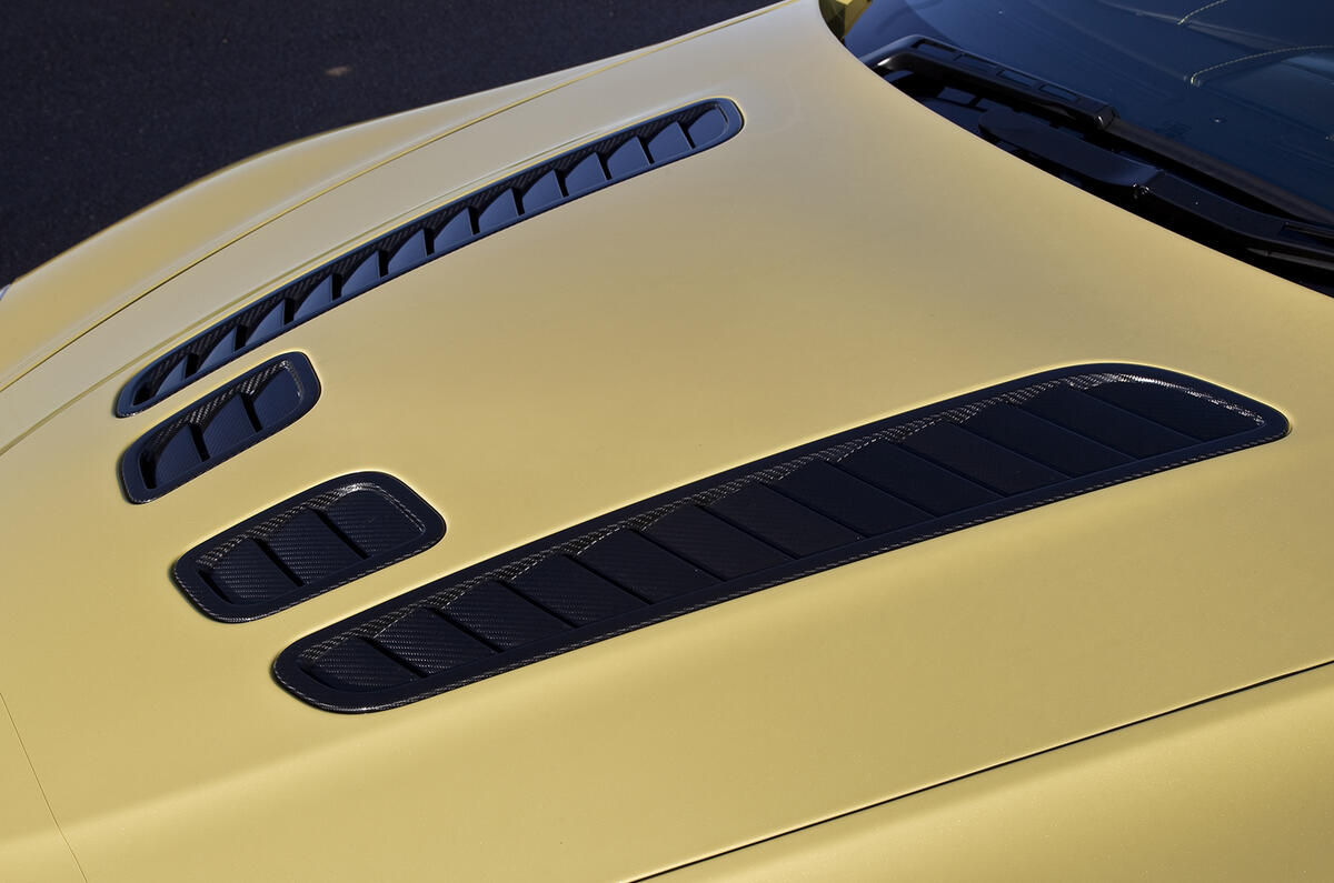 V12 Vantage S's bonnet vents