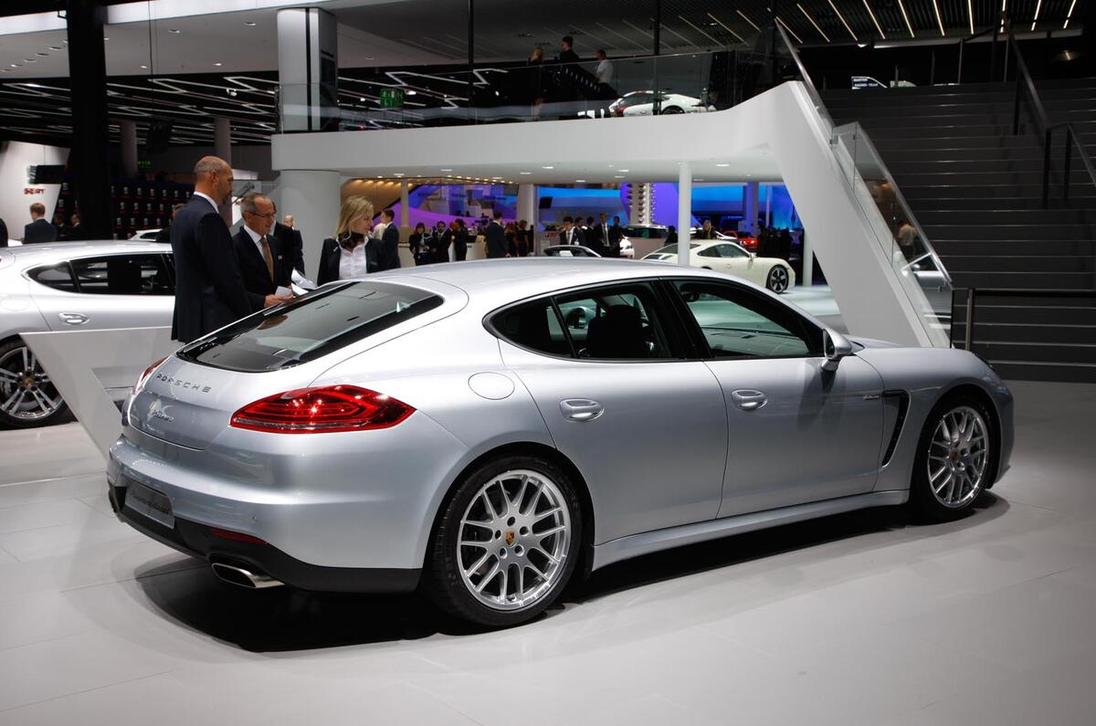 Frankfurt motor show 2013: Porsche Panamera diesel facelift