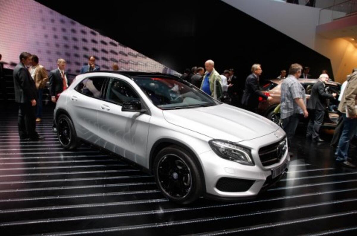Daimler and Renault-Nissan discuss joint-venture platform
