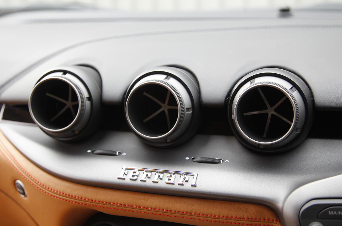 Ferrari F12 air vents