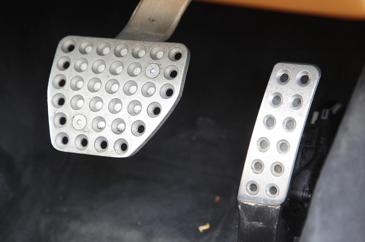 Ferrari F12 Berlinetta aluminium pedals