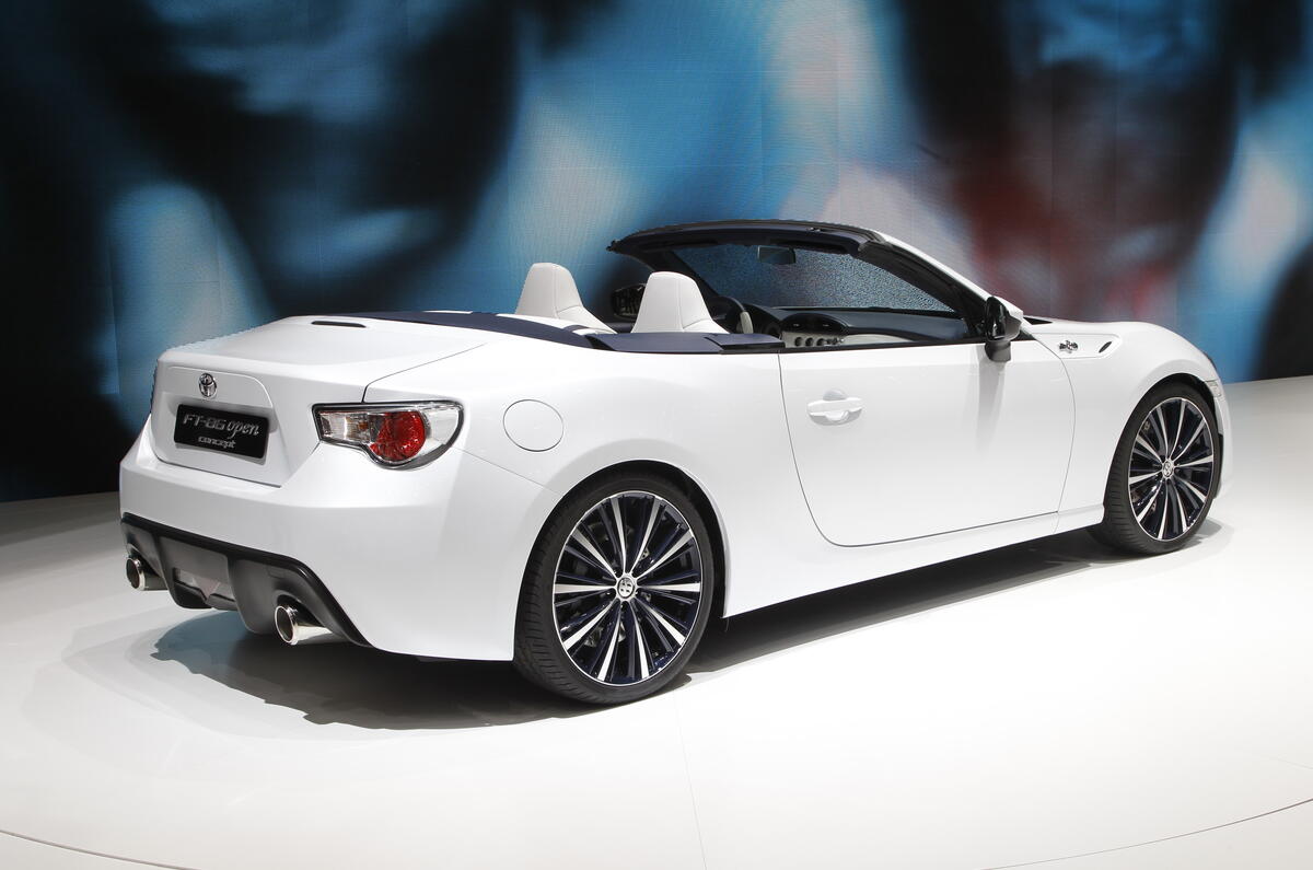 Toyota FT-86 Open concepts roof shown
