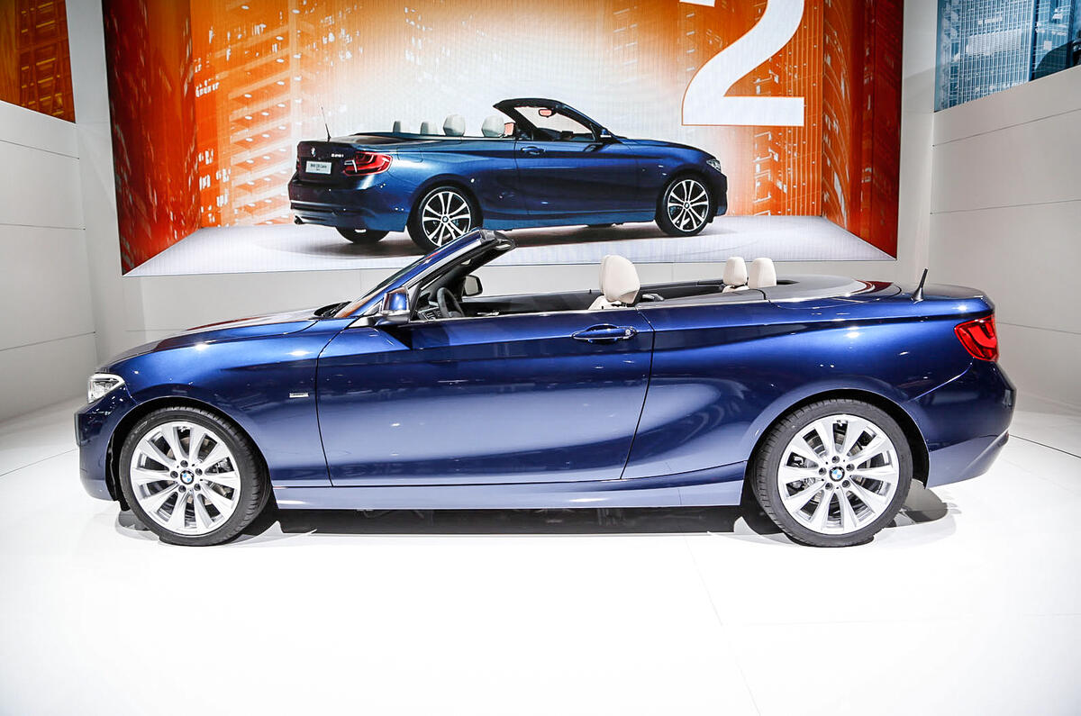 BMW reveals 2-series convertible