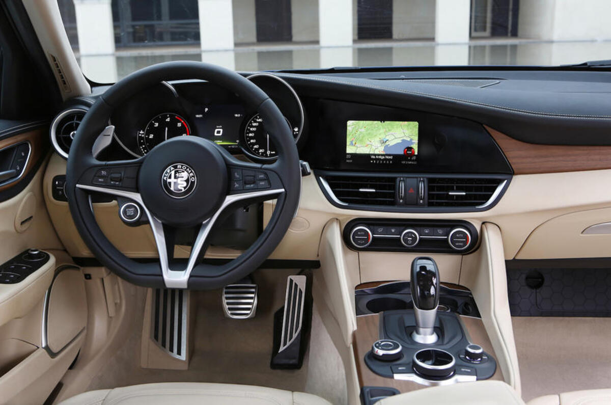 Alfa Romeo Giulia Review (2017) | Autocar