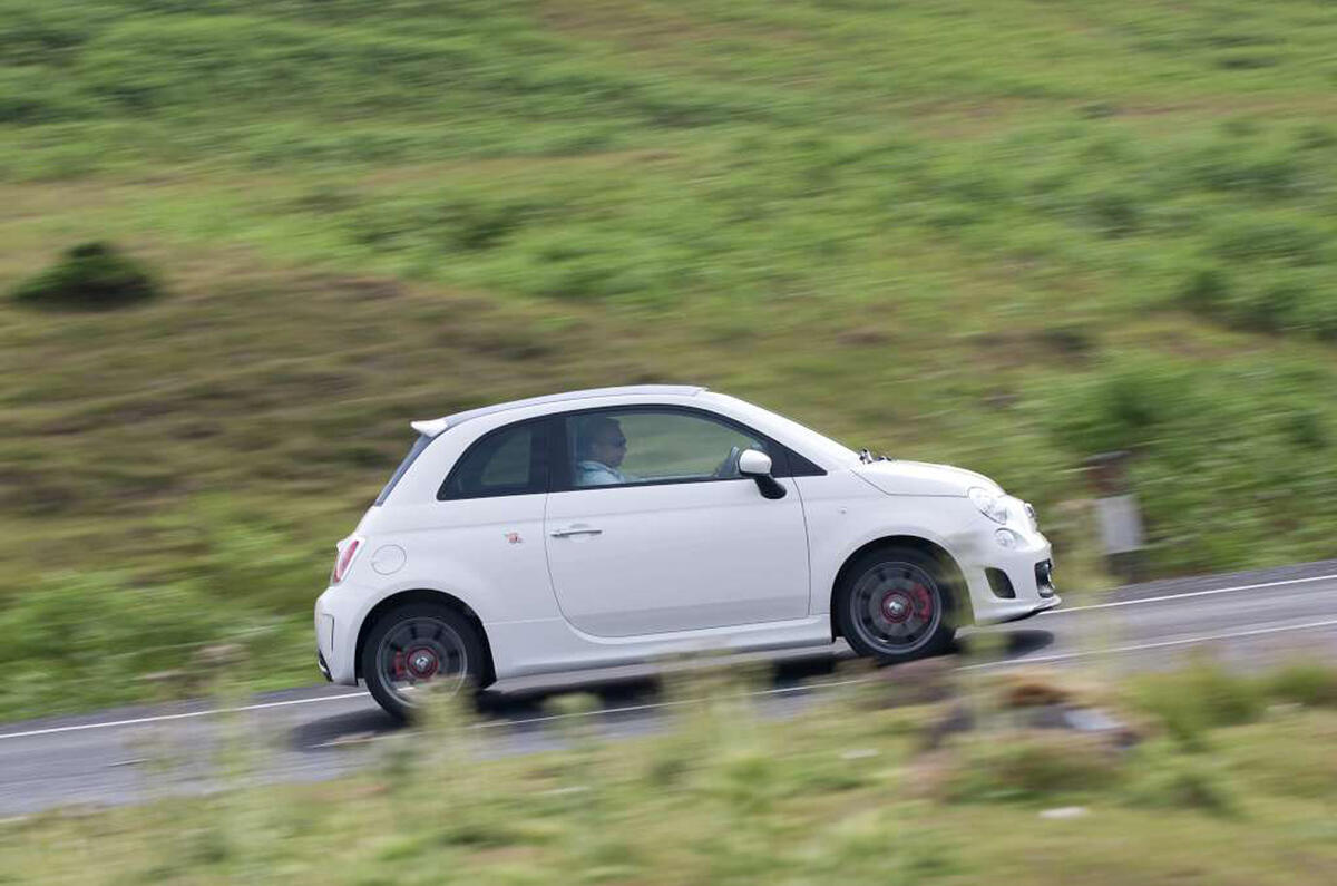 Abarth 595 side profile
