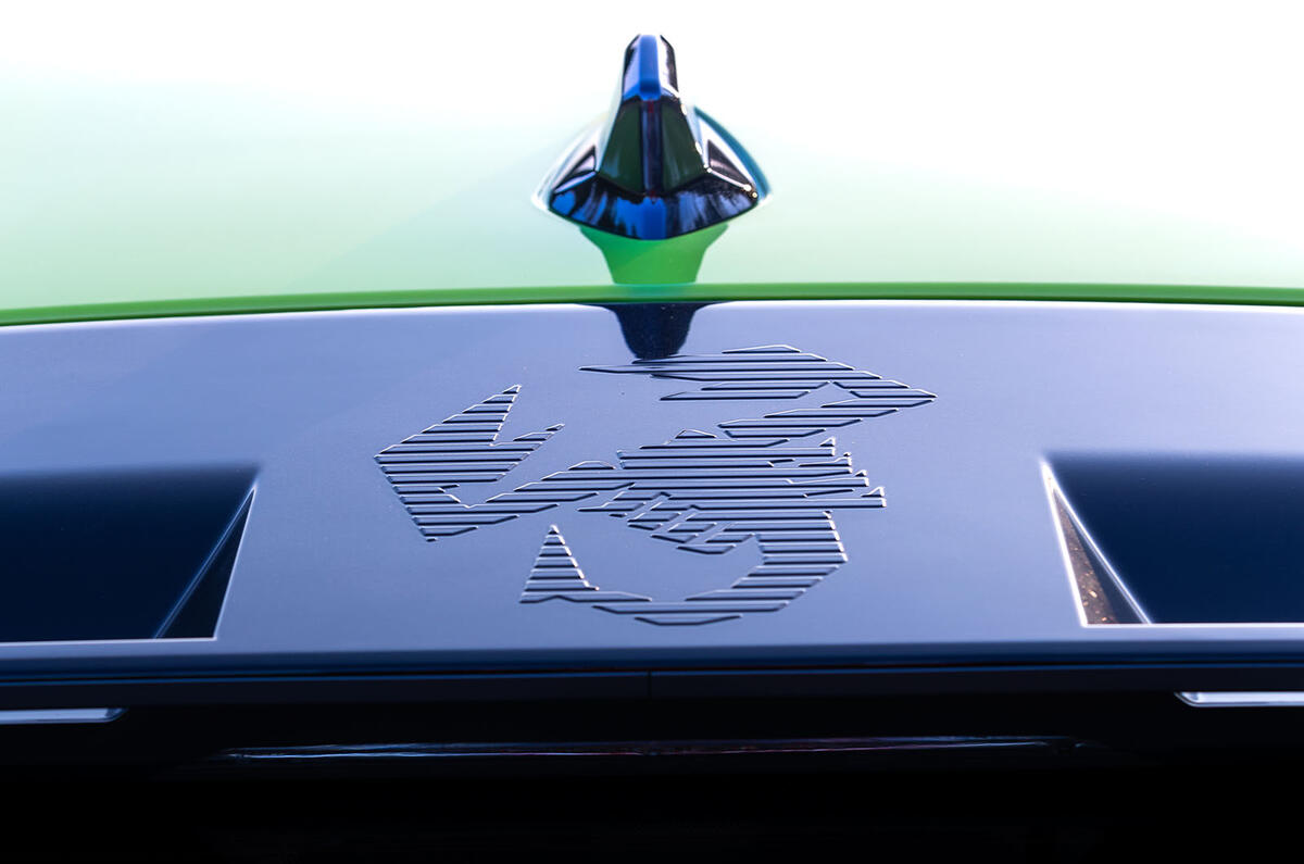 Abarth 600e fin Abarth 600e fin