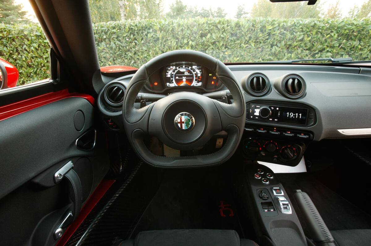 Alfa Romeo 4C's dashboard