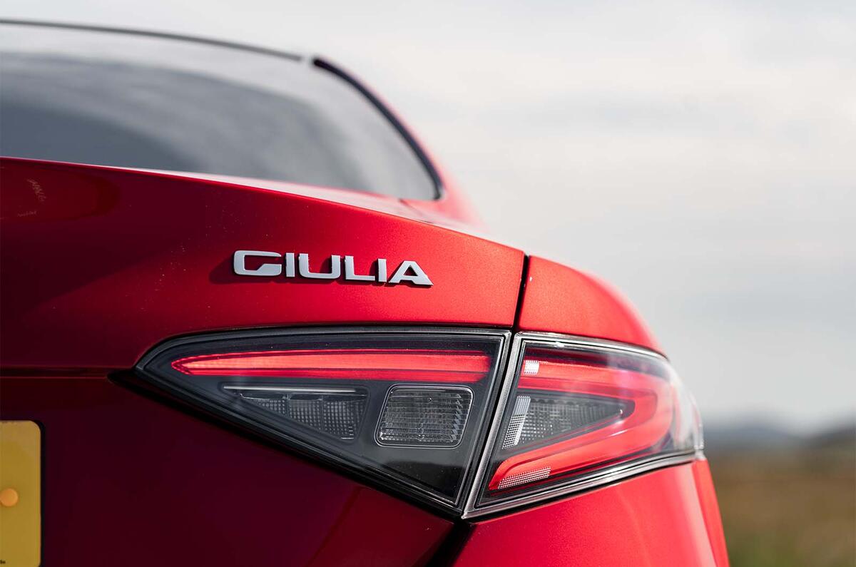 Alfa Romeo Giulia Intensa rear tail light