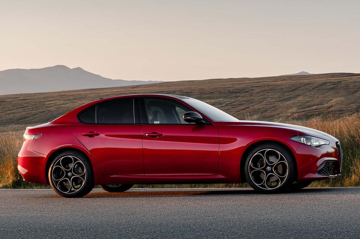 Alfa Romeo Giulia Intensa static