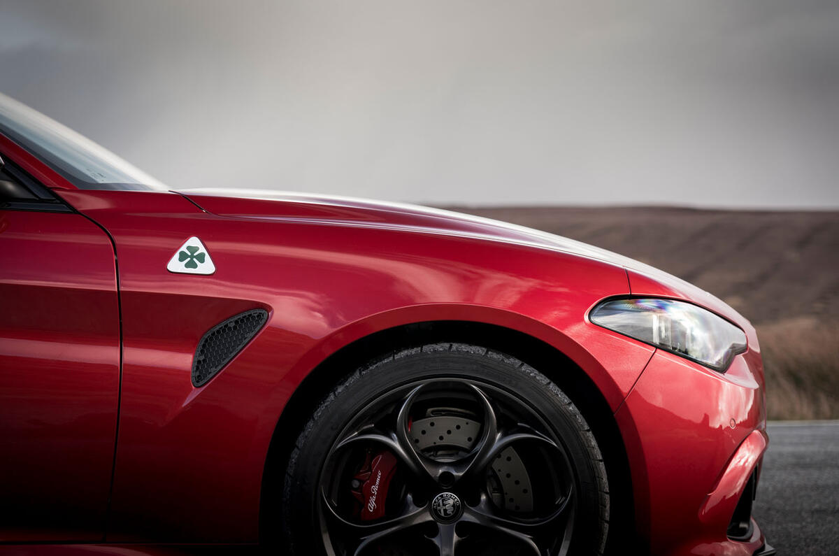 alfa romeo giulia qv review 2025 05 design alfa romeo giulia qv review 2025 05 design