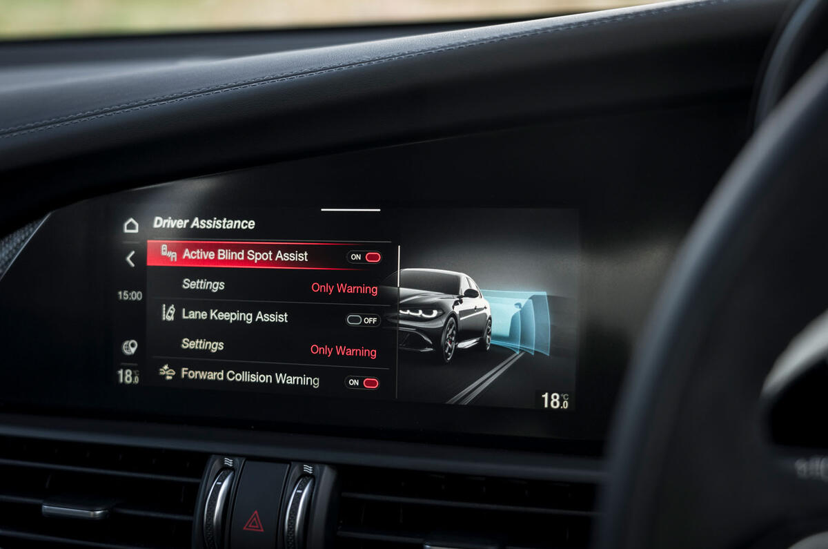 alfa romeo giulia qv review 2025 16 infotainment alfa romeo giulia qv review 2025 16 infotainment