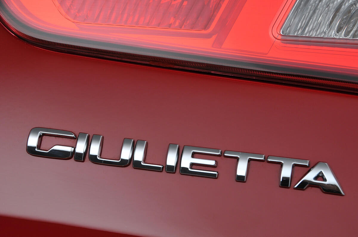 Alfa Romeo Giulietta badging