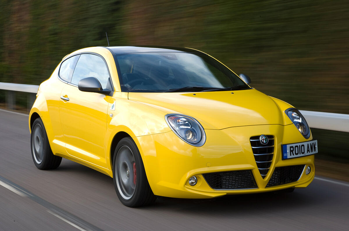 Alfa Romeo Mito Cloverleaf front quarter
