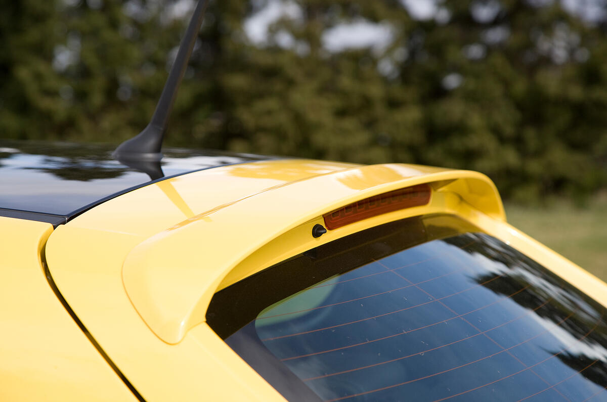 Alfa Romeo Mito Cloverleaf rear spoiler