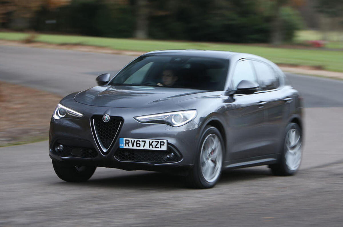 alfa romeo stelvio front quarter