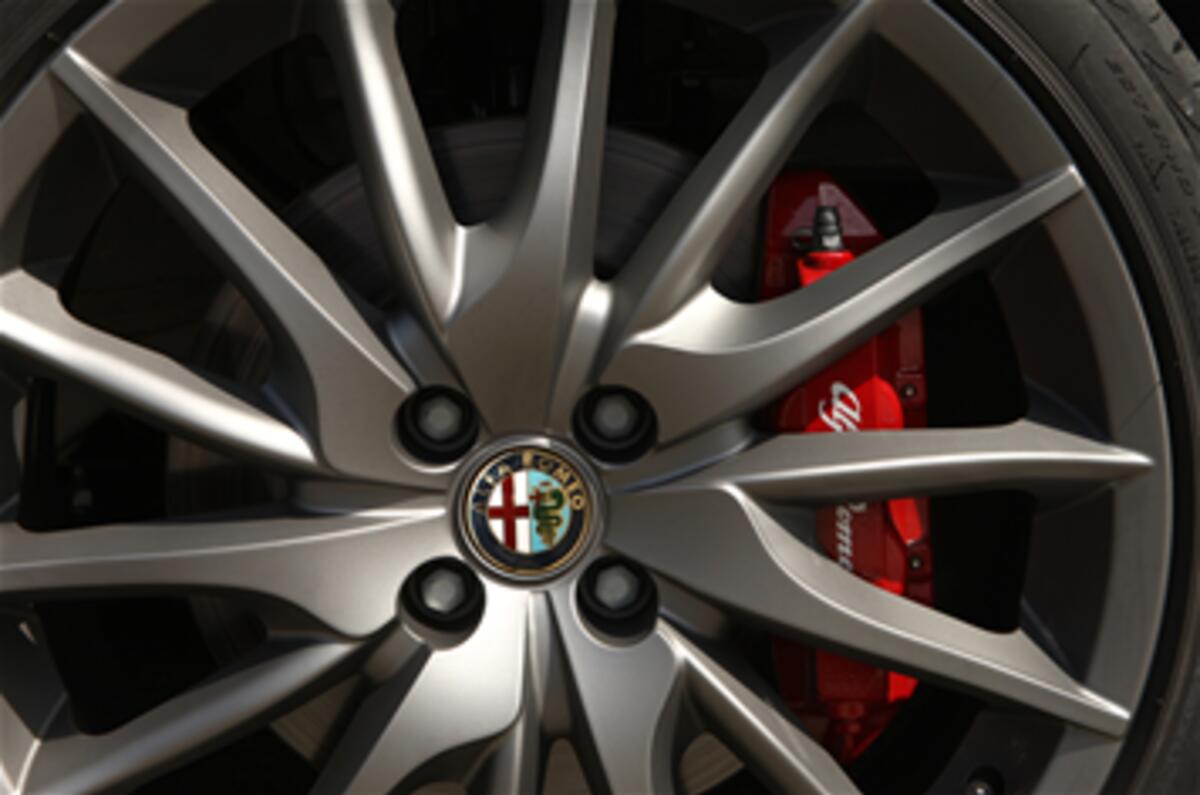 Chrysler to build Alfas and Fiats