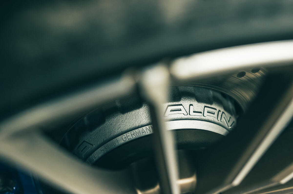 Alpina B3 GT review 2025 017 hub Alpina B3 GT review 2025 017 hub
