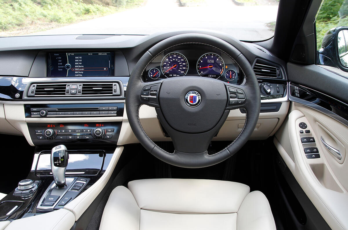 Alpina D5's interior