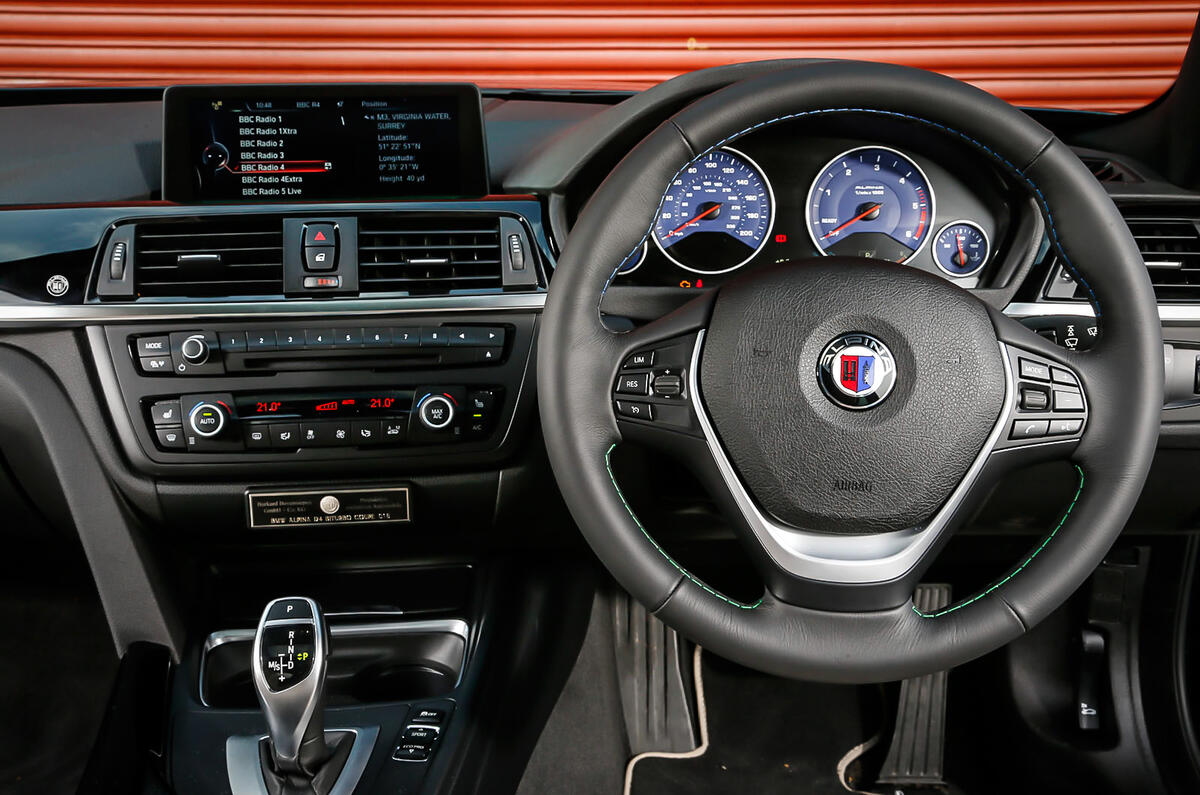 Alpina D4 Biturbo's dashboard