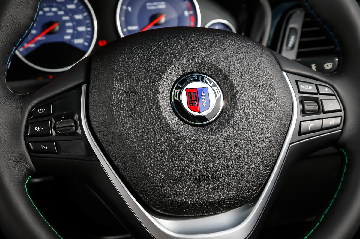 Alpina D4 Biturbo's steering wheel