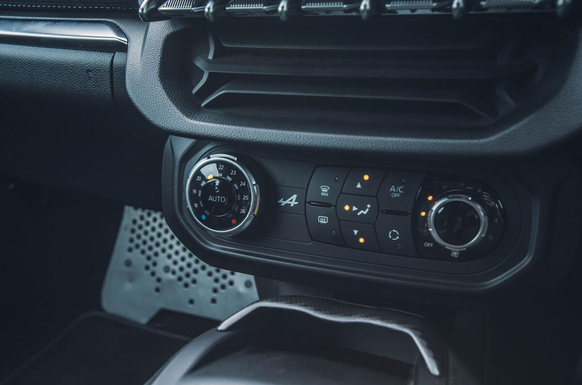 alpine a110r review 2023 17 heating controls alpine a110r review 2023 17 heating controls