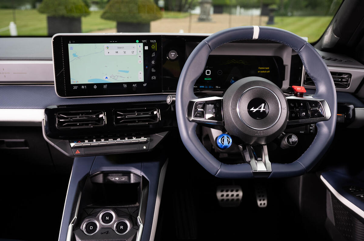Alpine A290 GTS review 202512 dash Alpine A290 GTS review 202512 dash