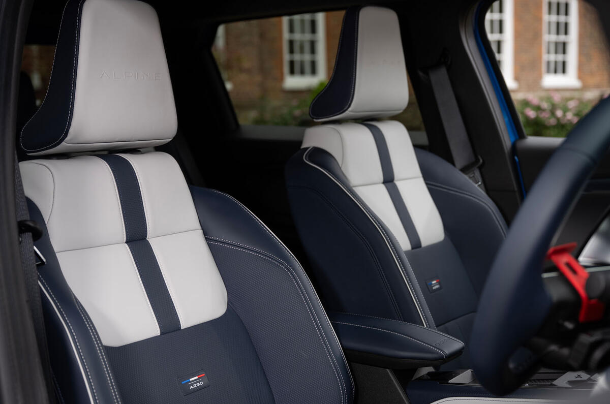 Alpine A290 GTS review 202514 front seats Alpine A290 GTS review 202514 front seats