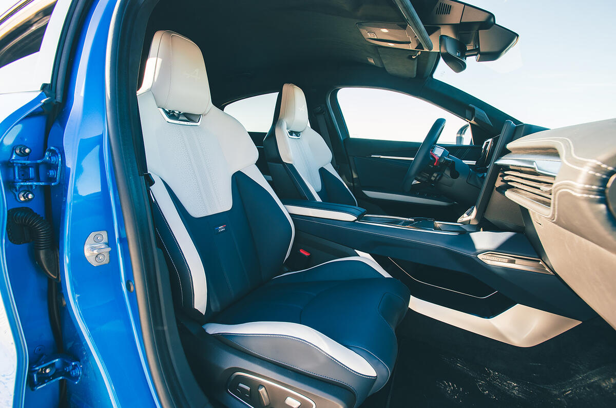 alpine a390 2025 jh 5