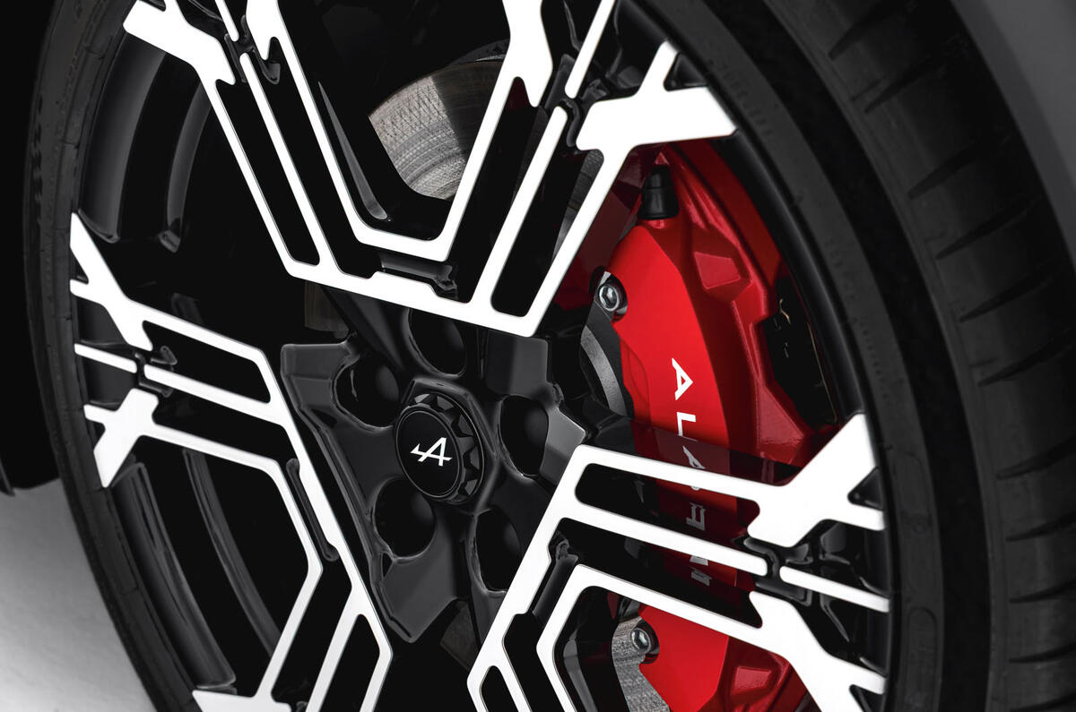 Alpine A390 GTS review 006