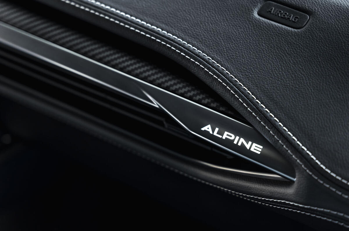 Alpine A390 GTS review 013