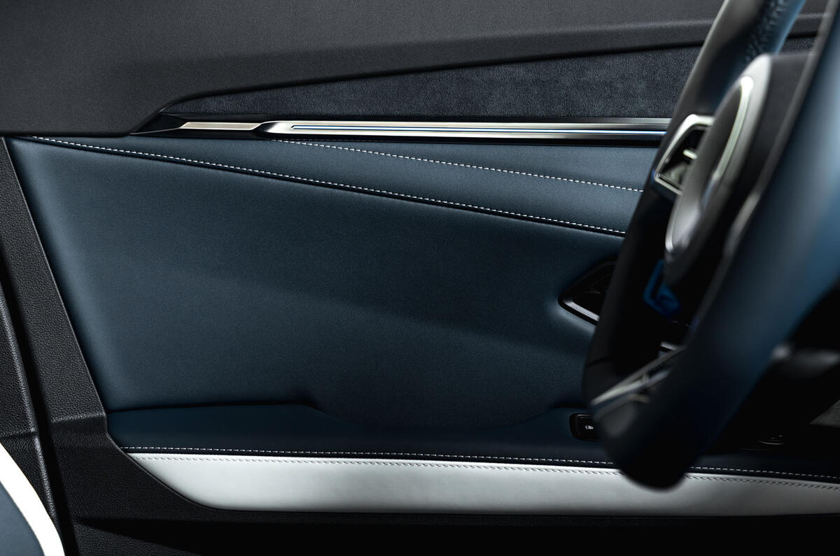 Alpine A390 GTS review 014